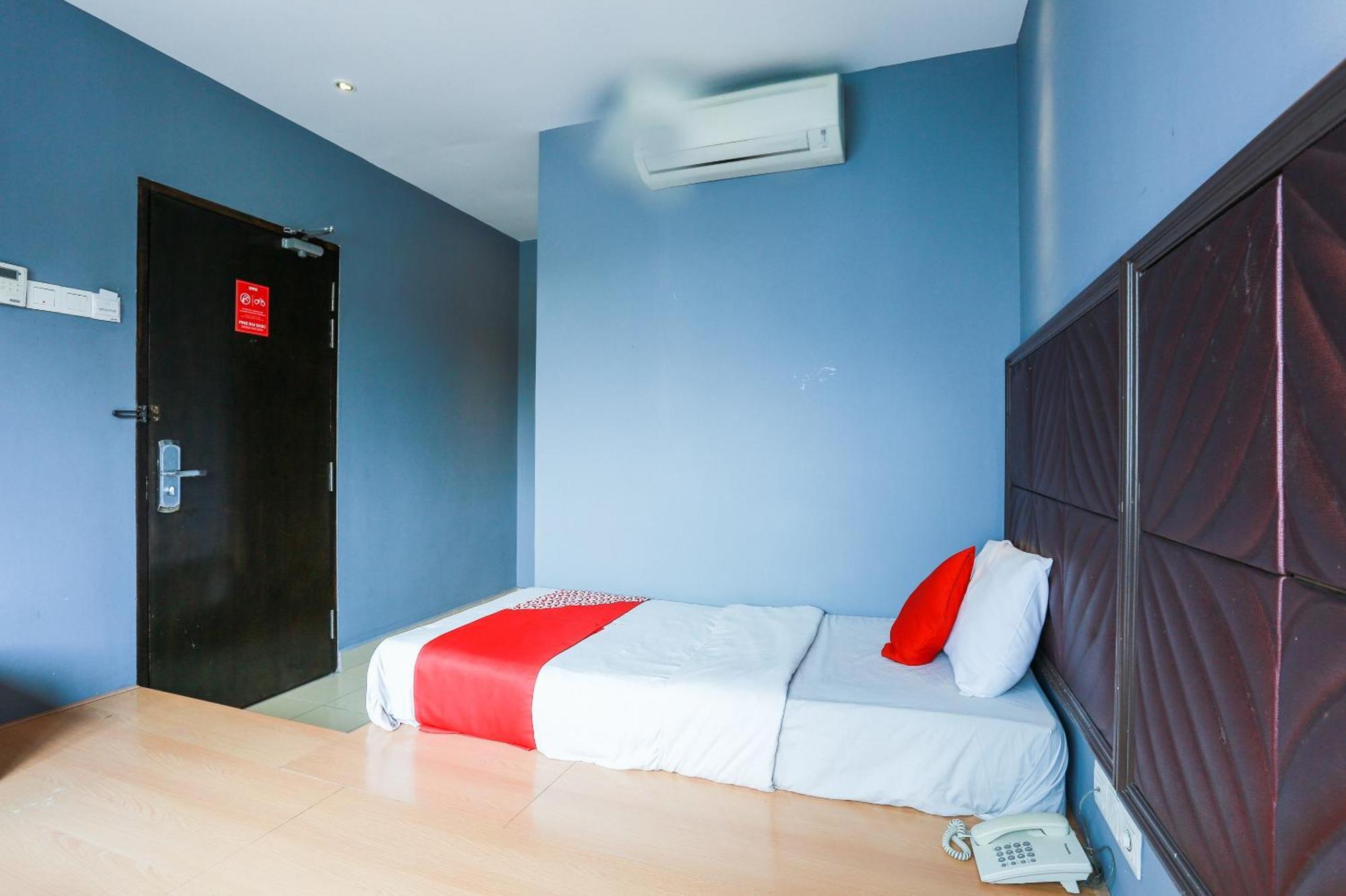 Oyo 90894 Hotel Smc I-City Shah Alam Buitenkant foto
