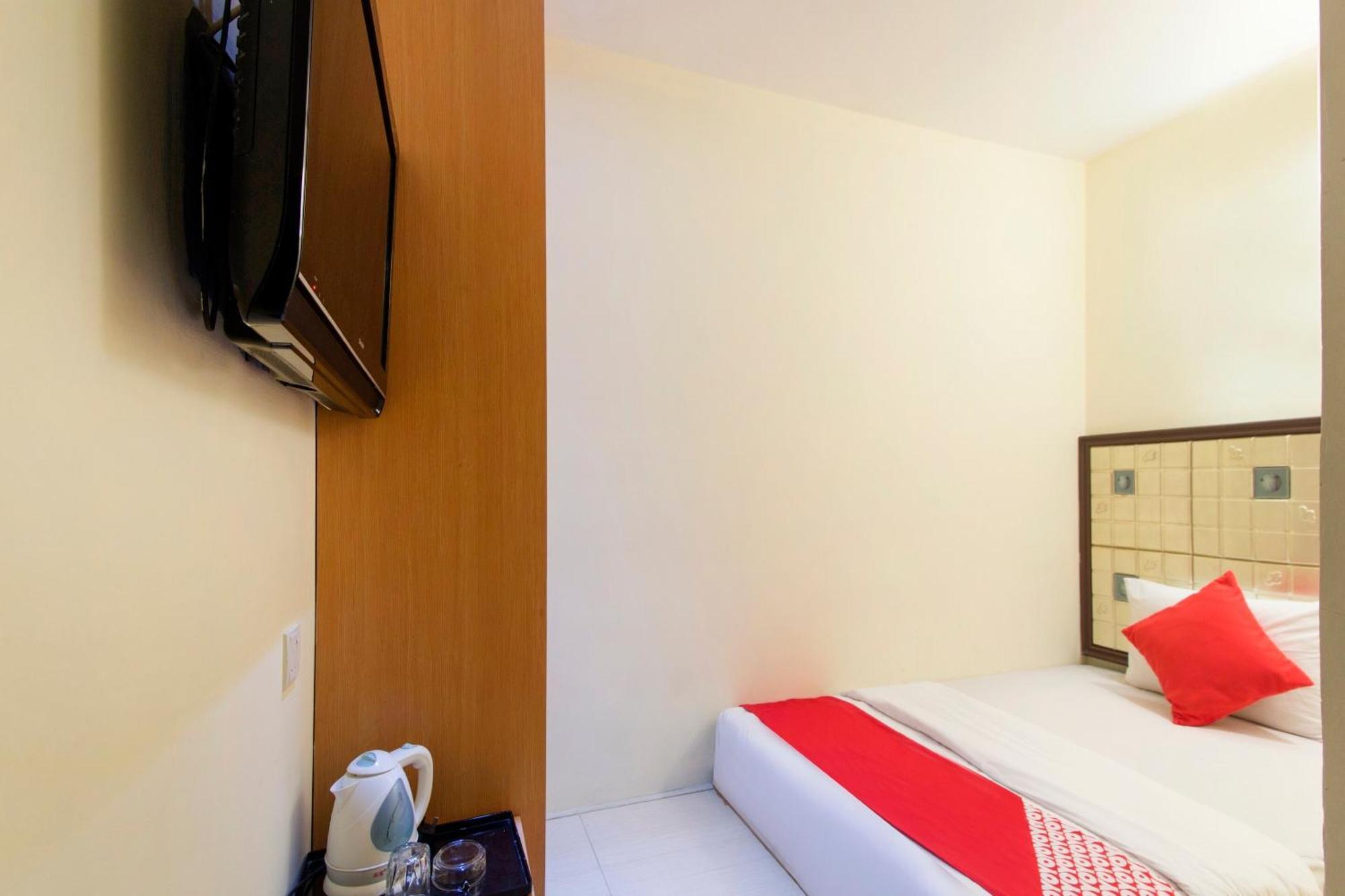 Oyo 90894 Hotel Smc I-City Shah Alam Buitenkant foto